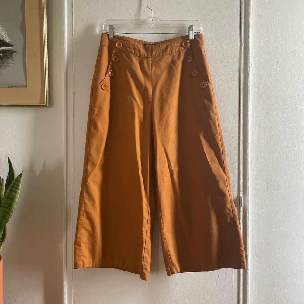 Ochre / Orange / Tan size small culottes